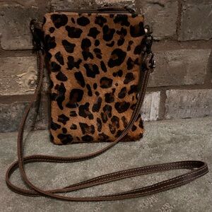 Myra crossbody